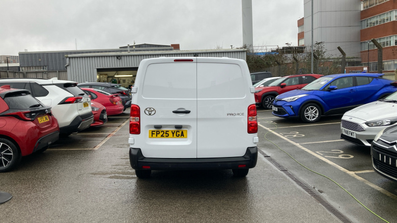 Toyota Proace L2 Diesel 2.0D 145 Active Van